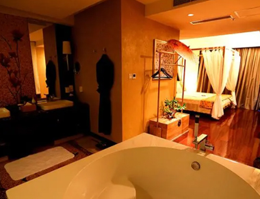 杭州余杭区养生会所的黄昏恋:当爱情遇上八十岁